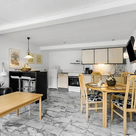 Apartamento Lejl 7 *